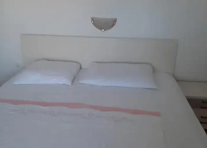 By The Sea Pag - 21962 Pag Town