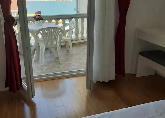 Appartement By The Sea Pag - 21962