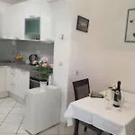 By The Sea Pag - 21962 Apartamento